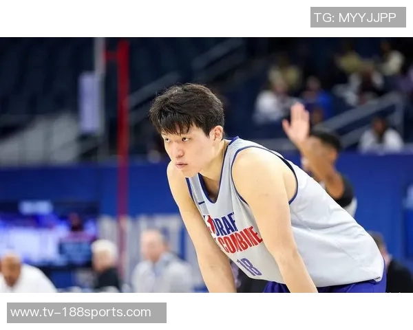 杨瀚森坦言英语表达偶尔失灵未来仍需不断提升语言能力