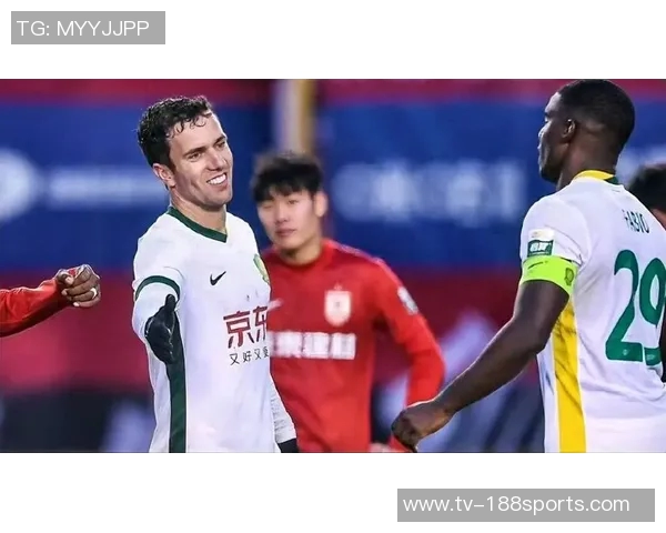 灵性瞬间国安角球战术运用塞尔吉尼奥巧妙一蹭成功破门