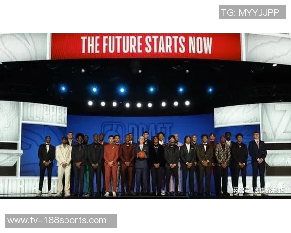 约维奇成为2022届新秀中第五位提前续约球员12号秀与状元最高可达5年287亿