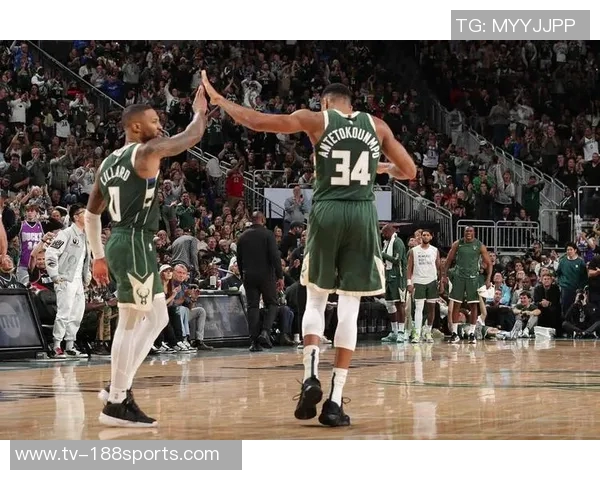 雄鹿首节火力全开狂砍40分小凯文波特与AJ格林联手助攻