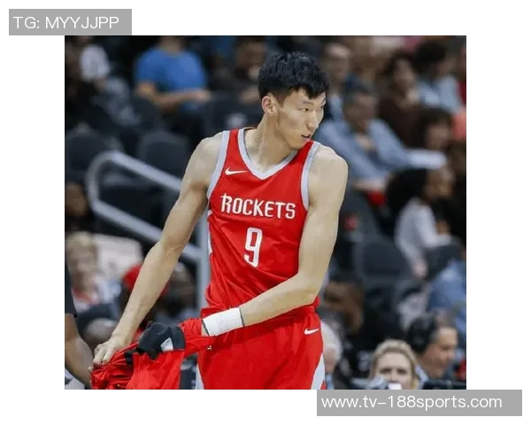 周琦半场表现平平仅得6分5板正负值惨淡显示球队困境